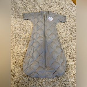 Dreamland Baby transition swaddle NWOT